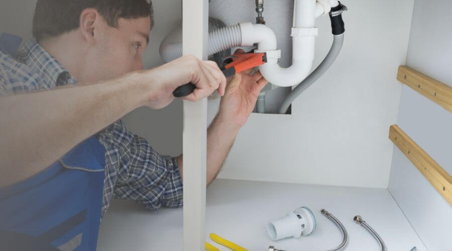 Local tankless water heater installation in Cascade, IA
